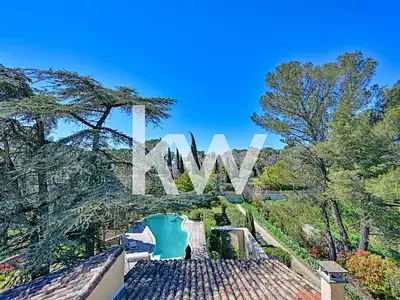 Maison, 285 m²