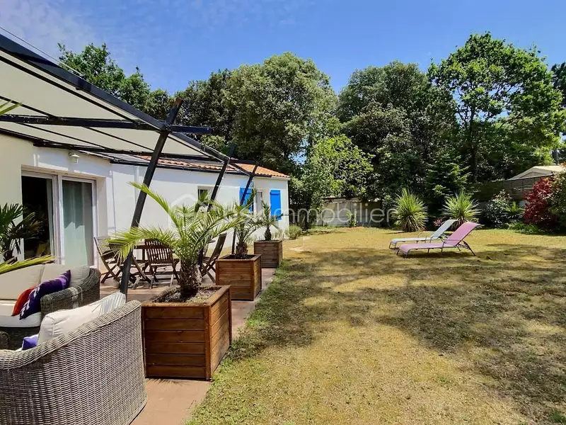 Maison, 163 m²