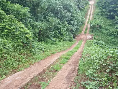 Terrain, 1 070 m²