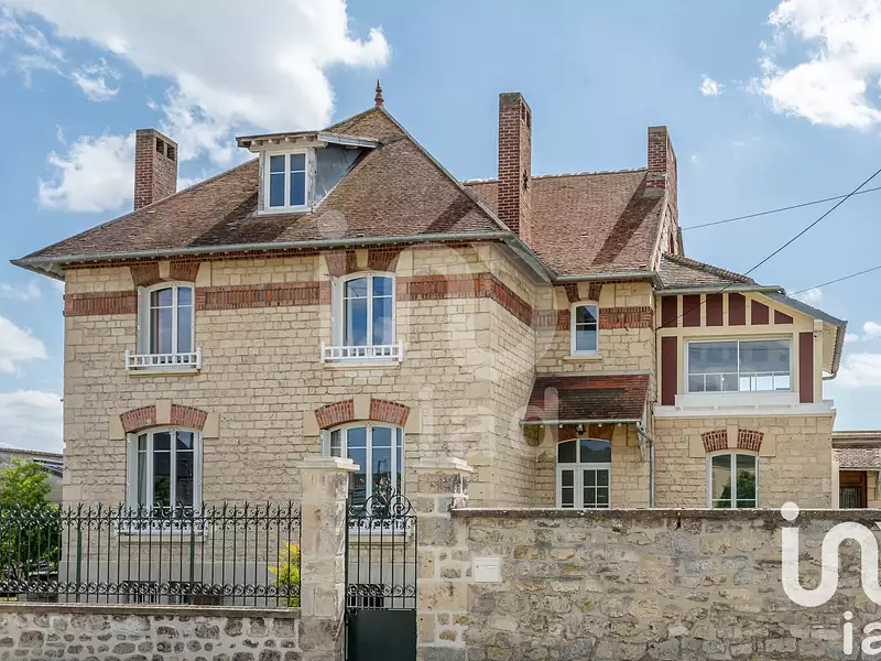 Maison, 248 m²