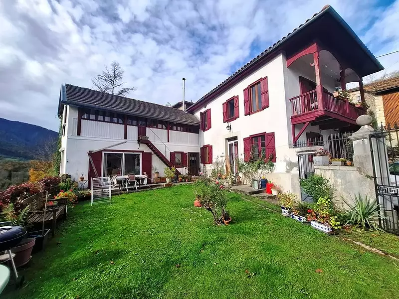 Maison, 162 m²
