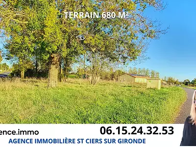 Terrain, 680 m²