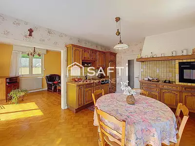 Maison, 179 m²