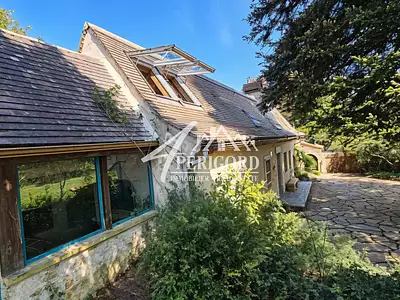 Maison, 225 m²
