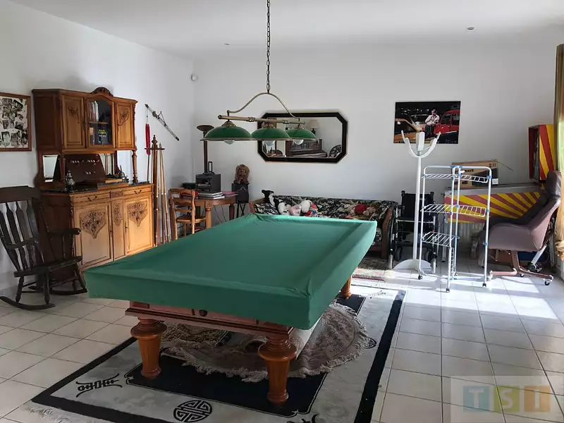 Maison, 320 m²