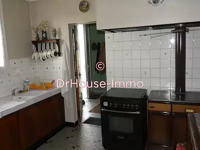Maison, 235 m²