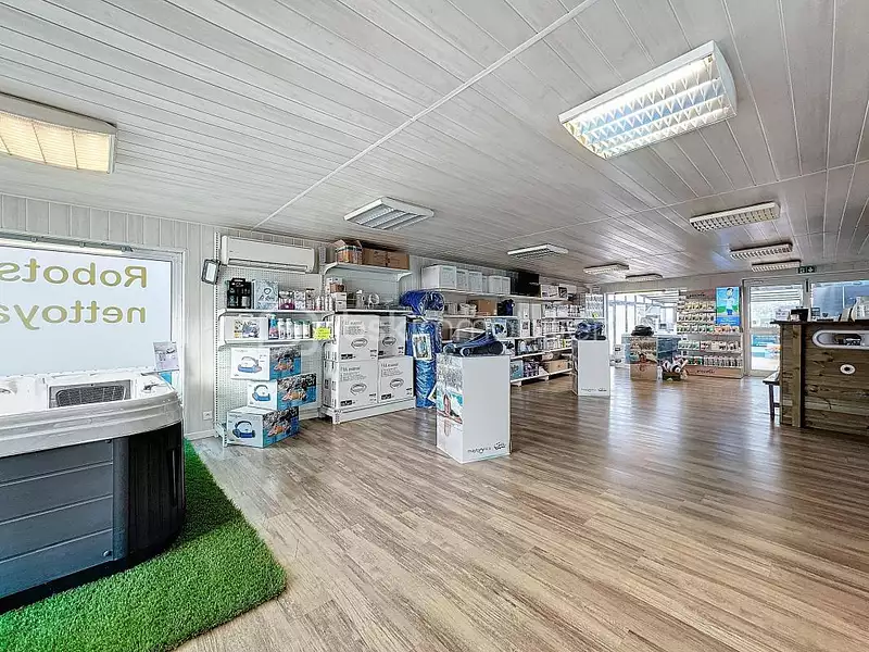 Immeuble, 500 m²