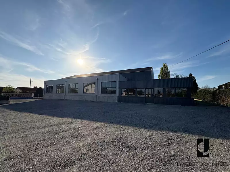 Divers, 880 m²