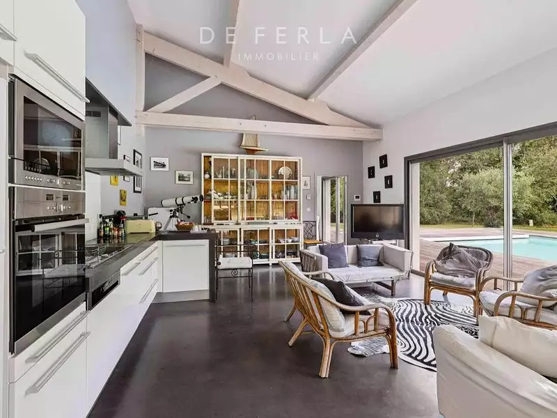 Maison, 800 m²