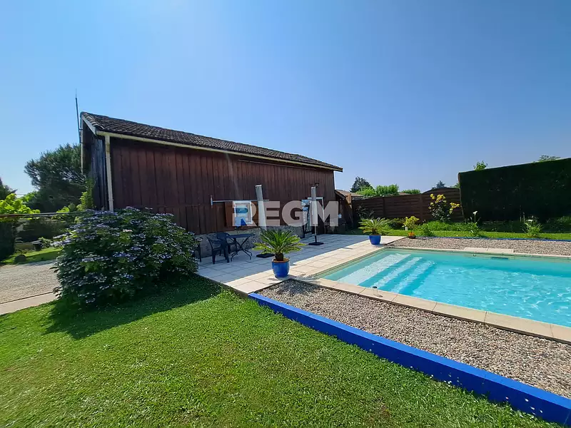 Maison, 264 m²
