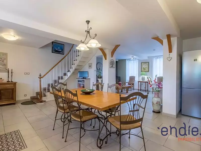 Maison, 103,69 m²