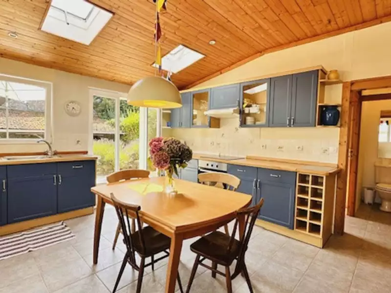 Maison, 230 m²