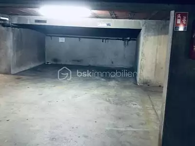 Parking, 11 m²