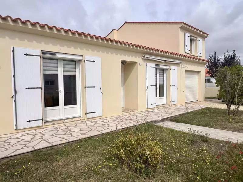 Maison, 115 m²