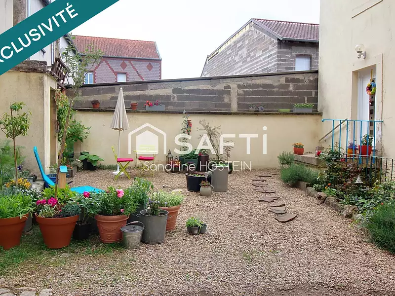 Immeuble, 345 m²