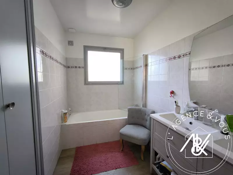 Maison, 138 m²