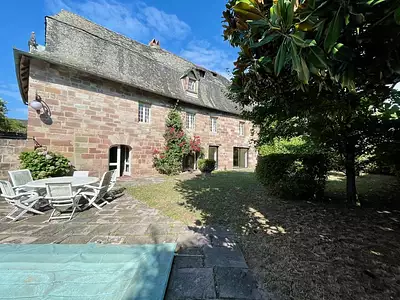 Maison, 235 m²