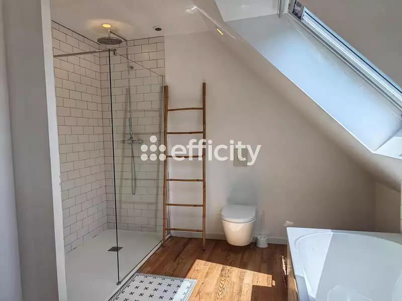 Maison, 124 m²