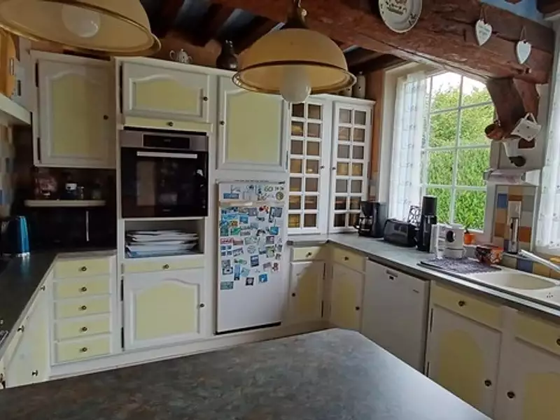 Maison, 242 m²