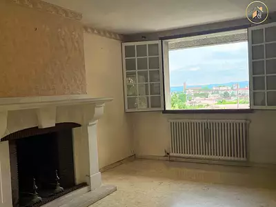Maison, 180 m²