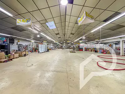 Divers, 3 000 m²