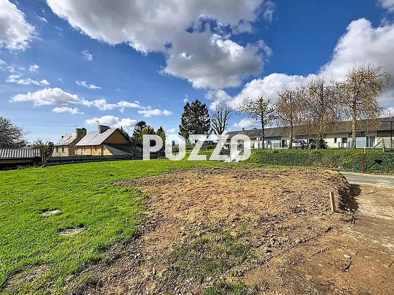 Terrain, 553 m²