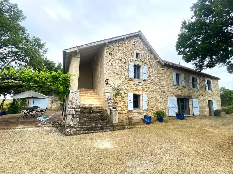 Maison, 235 m²