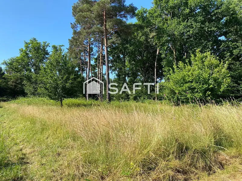 Terrain, 2 200 m²