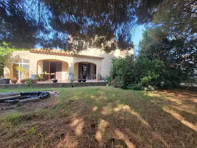 Maison, 250 m²