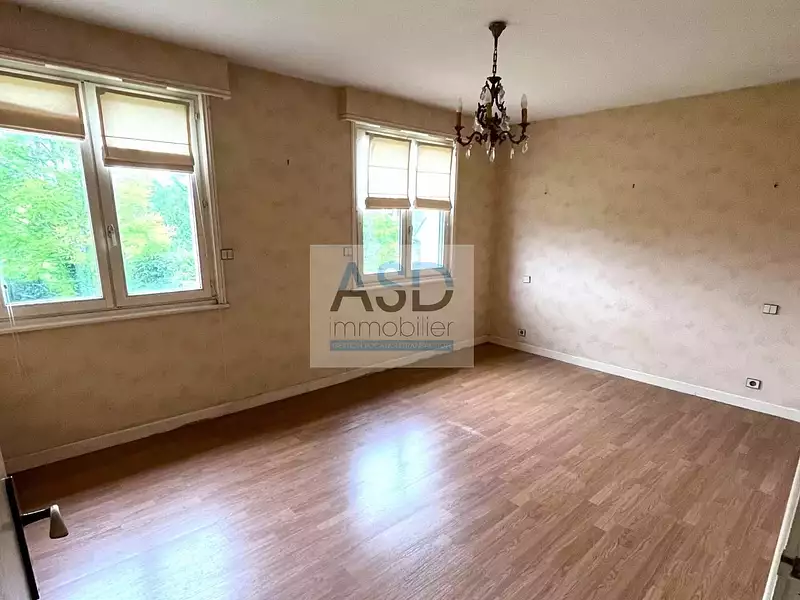 Maison, 240 m²