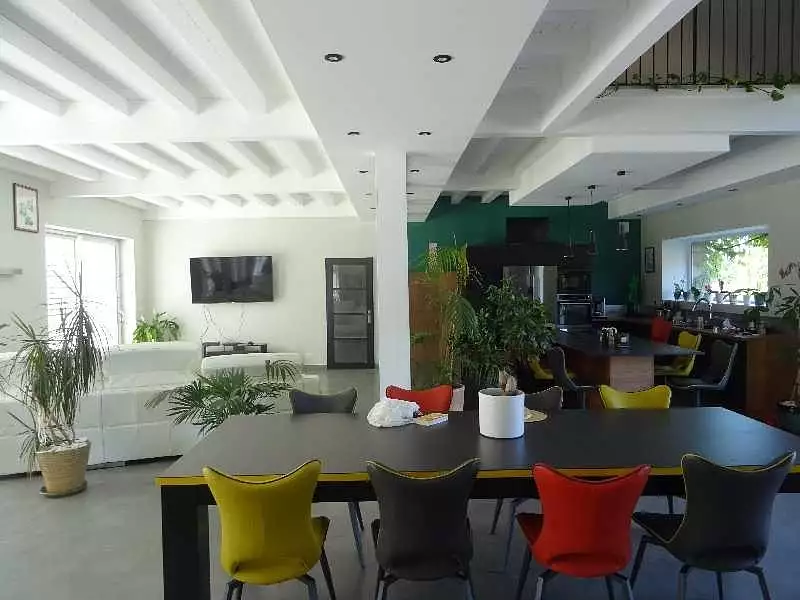 Maison, 365 m²