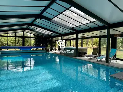 Maison, 250 m²