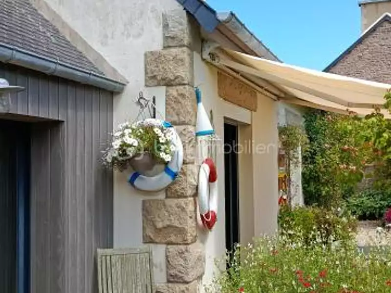 Maison, 163 m²