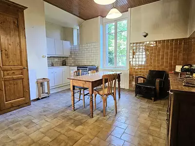 Immeuble, 302 m²