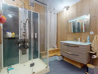 Maison, 215 m²
