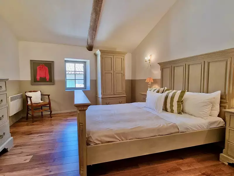 Maison, 220 m²