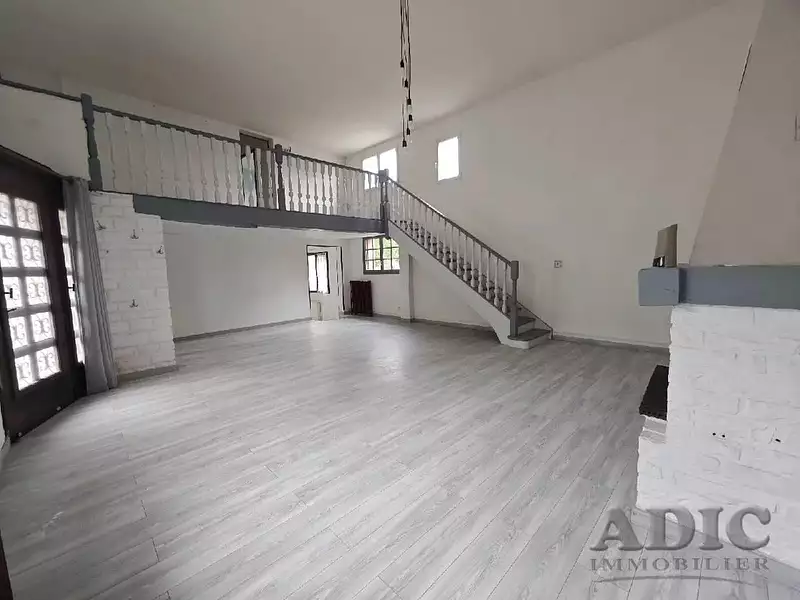 Maison, 136 m²