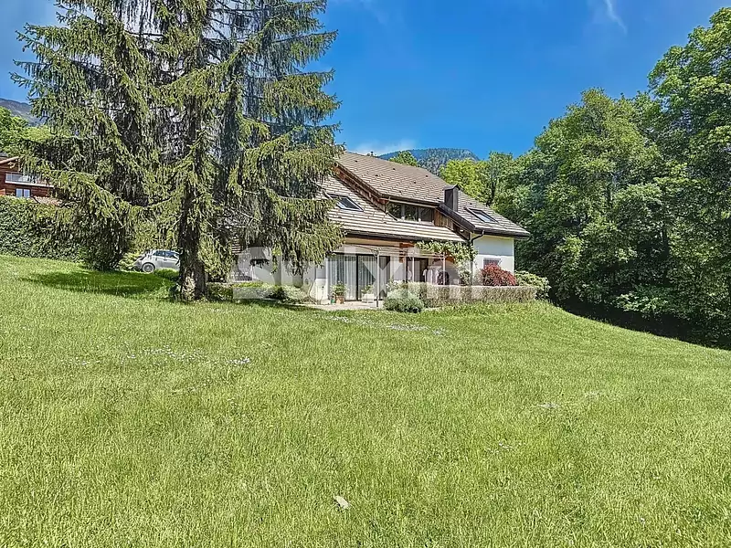 Maison, 252 m²
