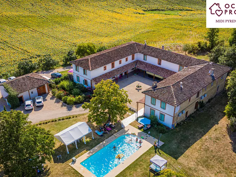 Maison, 730 m²