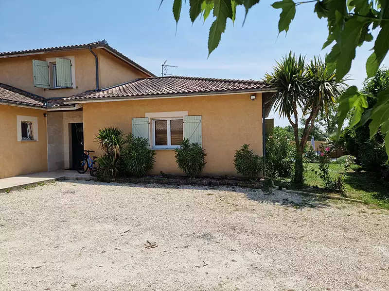 Maison, 185 m²