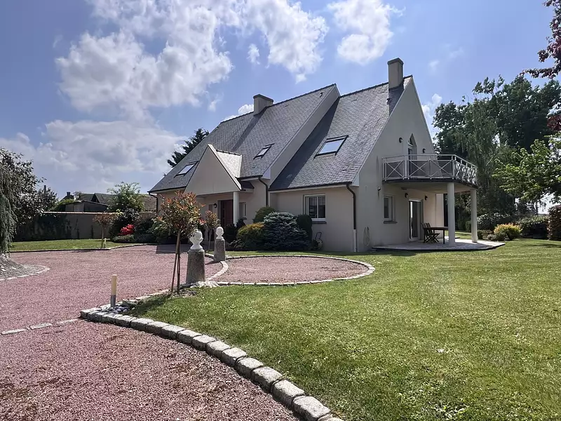 Maison, 260 m²