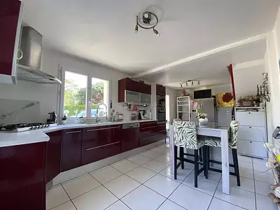 Maison, 169 m²