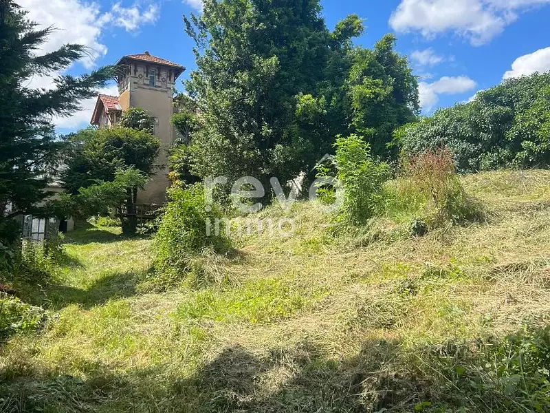 Terrain, 651,5 m²