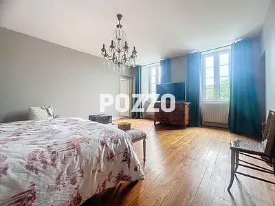 Maison, 330 m²
