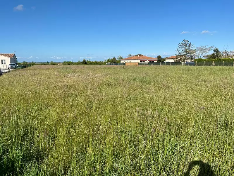 Terrain, 1 396 m²