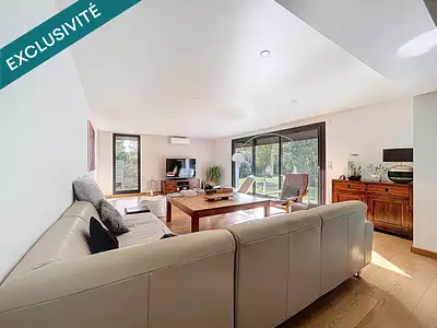 Maison, 176 m²