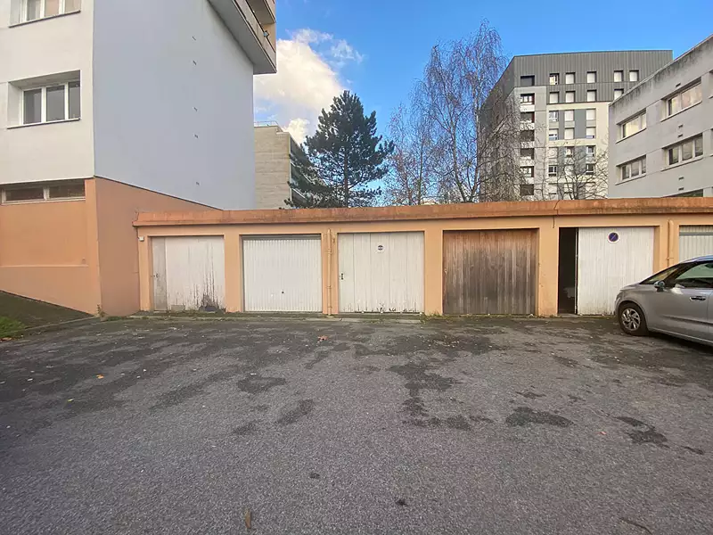 Parking, 15 m²