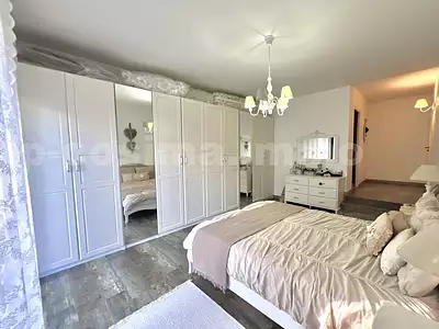 Maison, 250 m²