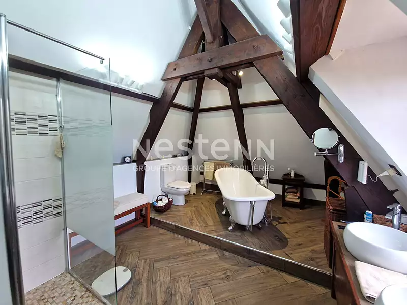 Maison, 250 m²