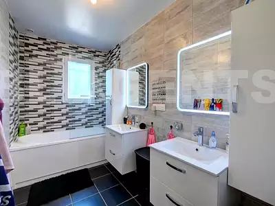 Maison, 117 m²